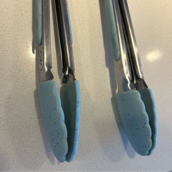 Set of 2 - Kitchen Tongs - Picture 4 of 5